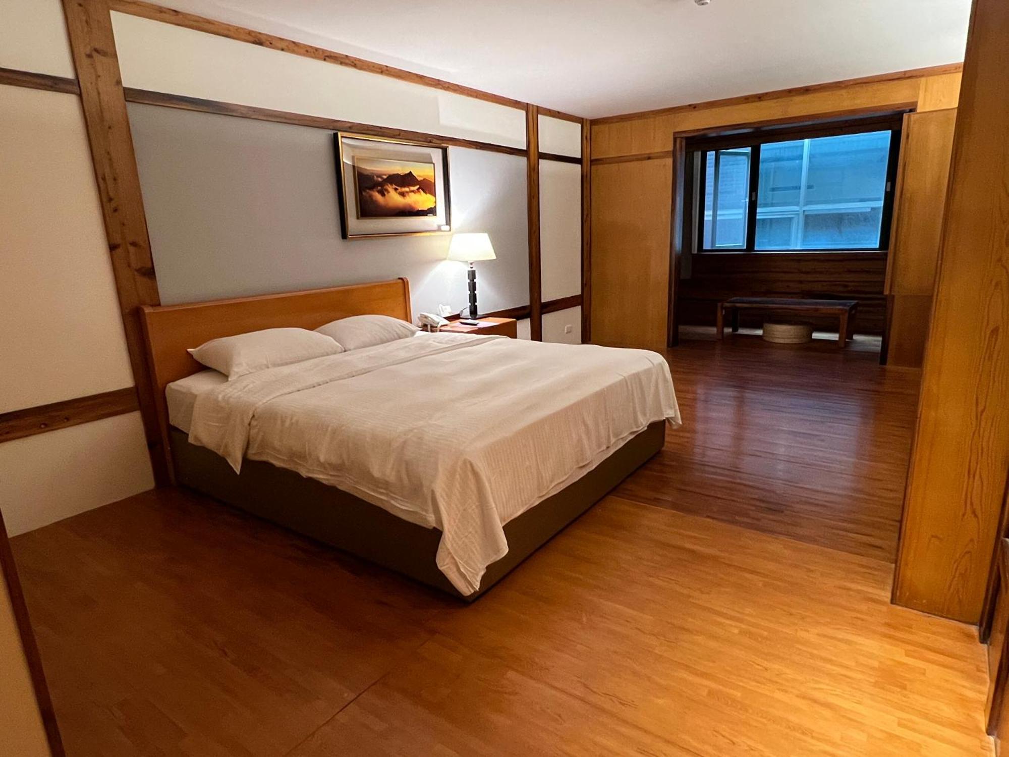 คิงส์ รีสอร์ต แอนด์ สปา Hotel ไท่อัน ภายนอก รูปภาพ