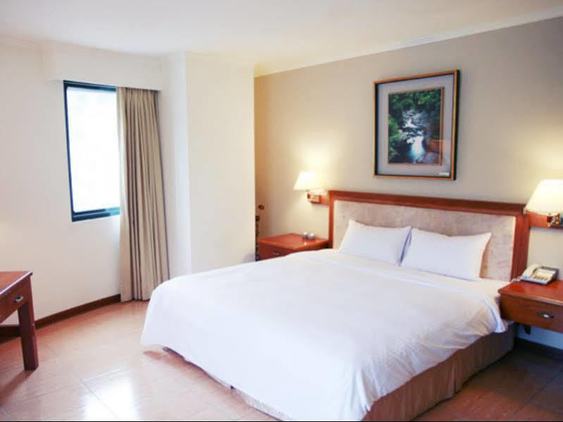 คิงส์ รีสอร์ต แอนด์ สปา Hotel ไท่อัน ภายนอก รูปภาพ