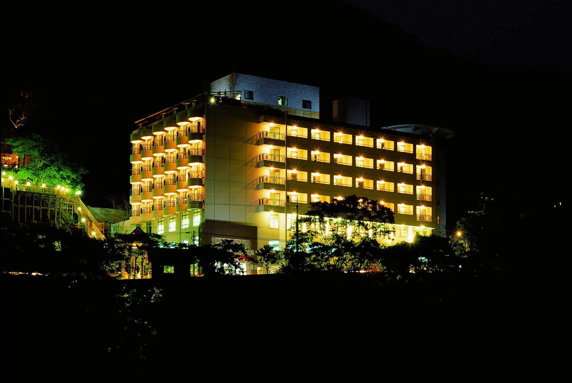 คิงส์ รีสอร์ต แอนด์ สปา Hotel ไท่อัน ภายนอก รูปภาพ