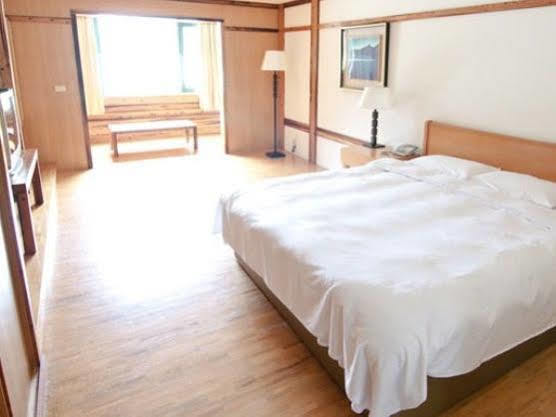 คิงส์ รีสอร์ต แอนด์ สปา Hotel ไท่อัน ภายนอก รูปภาพ